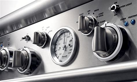 Thermador range - dual fuel range with 6 Star Burners