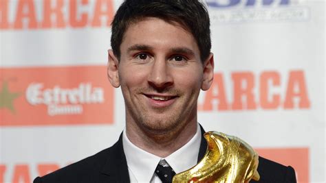 Messi receives Golden Boot as Europe's top scorer