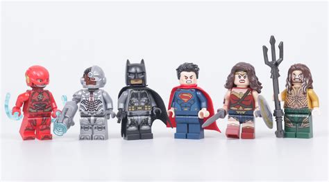 How Zack Snyder’s Justice League improves the LEGO Justice League sets