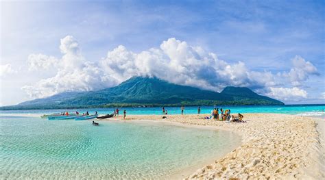 Camiguin's Mt Hibok Hibok Volcano by Raymond Low - Photo 15822093 / 500px