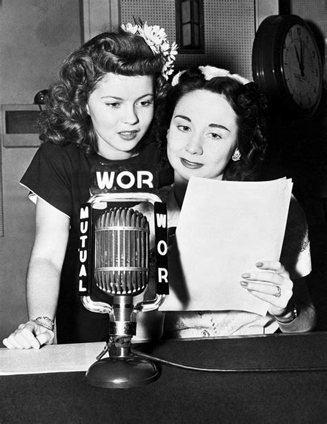 Actresses Shirley Temple (b. 1928) and Dorothy Kilgallen (1913-1965 ...