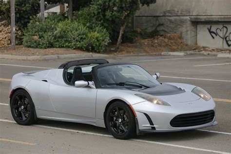 2011 Tesla Roadster Sport sold at ISSIMI