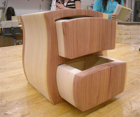 A Bandsaw Box KIDS Can Make | Beginner woodworking projects ...