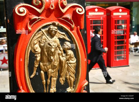 Phone Booth in London Stock Photo - Alamy