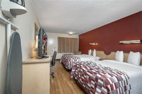 Red Roof Inn Mystic - New London | New London | VacationRenter