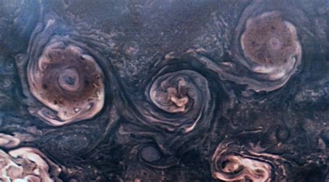 Close look at Jupiter's clouds : r/space