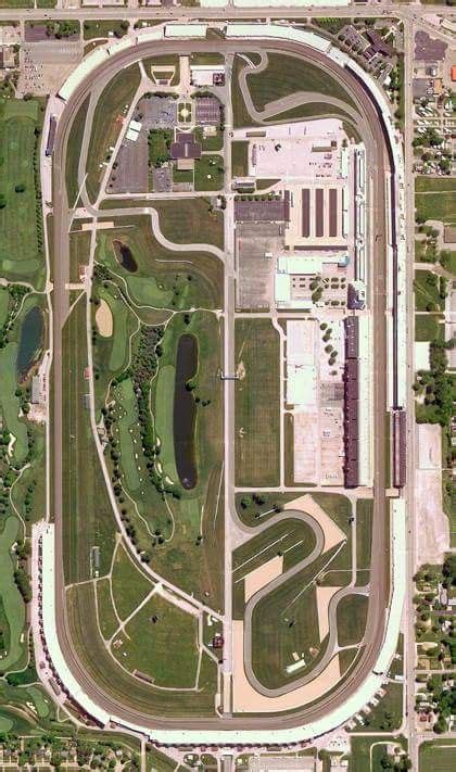 Oval racetrack making full use of the infield, by having part of it as a golf course. | Race ...