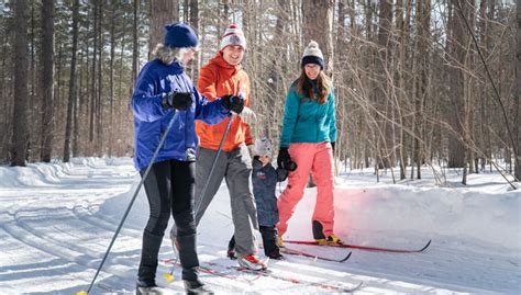 Cross-country skiing for beginners | Destination Ontario