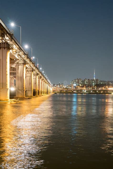 A Night View of Banpo Bridge, Seoul City with Rainbow Fountain S Stock ...