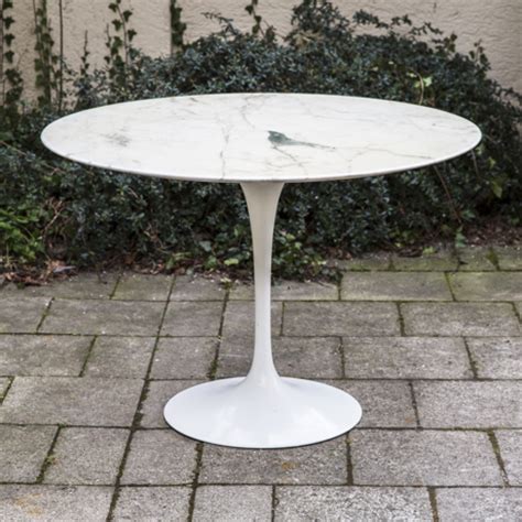 Tulip Dining Table Saarinen Marble white | Schlicht Designmöbel