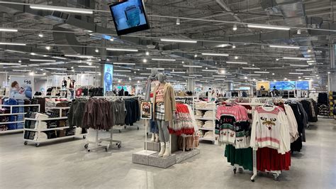 Budget-friendly European retailer Primark opening soon in Concord Mills - Axios Charlotte