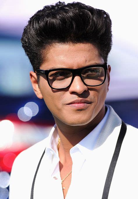 Pin by Lauren Jane on Bruno | Bruno mars, Pompadour hairstyle, Mens hairstyles