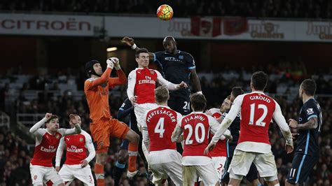 Arsenal, for Once, Is Poised for a Premier League Title - The New York Times