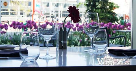 Fairmont Waterfront Restaurant | Vancouver's Best Places