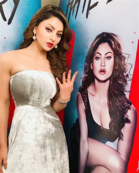 URVASHI RAUTELA Actor ⚡️⚡️⚡️ (@urvashirautelaforever) on Instagram | Bollywood celebrities ...