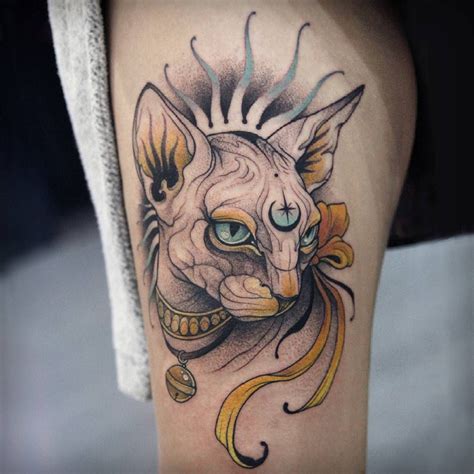 Resultado de imagen para gatos esfinge tattoo neotradi | Egyptian cat tattoos, Cat tattoo ...