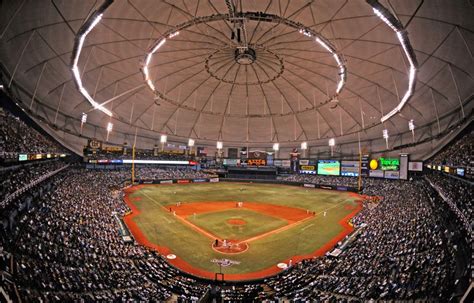 The 3 Largest and 3 Smallest MLB Stadiums by Capacity - Sportscasting ...