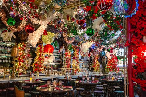 10 FESTIVE New York City CHRISTMAS Restaurants (You'll Love)