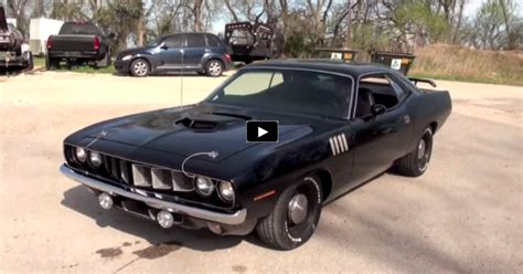 MEAN BLACK 1971 HEMI CUDA 4-SPEED | PLYMOUTH CARS | Hot Cars