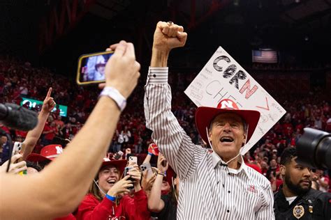 No. 2 Nebraska volleyball beats No. 1 Wisconsin in five sets