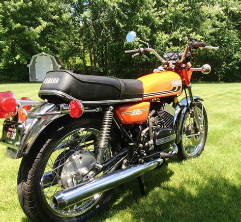 Restored Yamaha RD350 - 1976 Photographs at Classic Bikes Restored |Bikes Restored