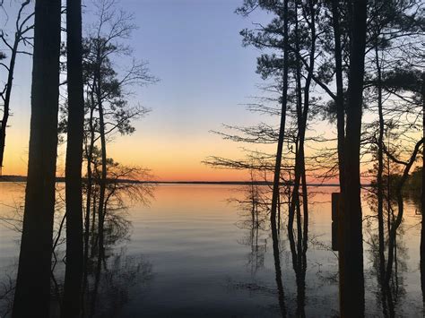 Jordan Lake Sunset : r/bullcity