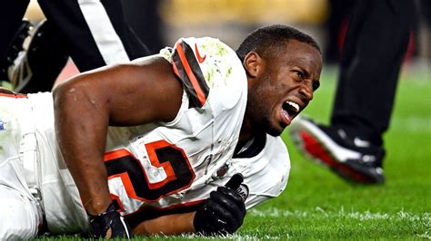 Nick Chubb's Devastating Injury: Cleveland Browns Running Back Suffers Major Knee Injury in Game ...