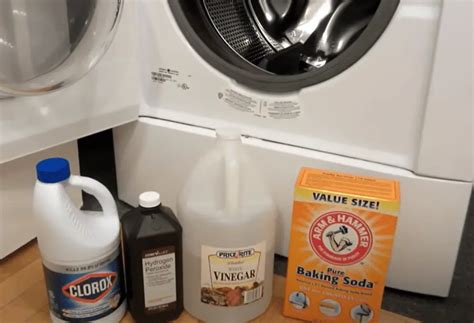 Can You Mix Vinegar and Bleach for Laundry and Cleaning Clothes ...