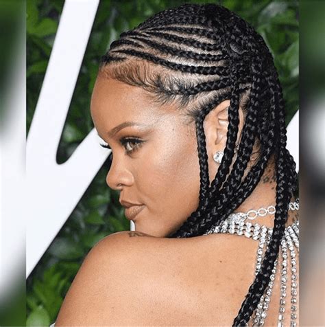 360 Degrees Worth Close Up Shots Of The Braids Rihanna Rocked To The Fashion Awards 2019 ...