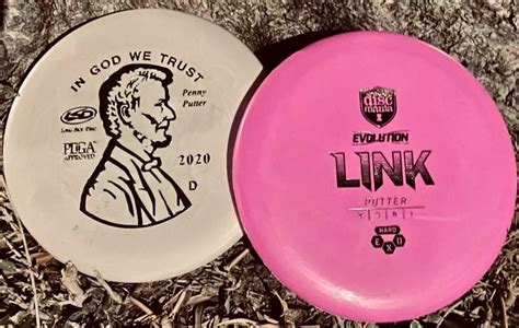 Lone Star Penny Putter vs. Discmania Link-World Series of Putters Round 1 - Disc Golf Reviewer