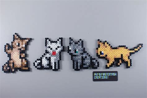 Gatitos, gatos, kittem, Kitty Cats perler beads, hama beads, bead sprites, nabbi fuse melty ...