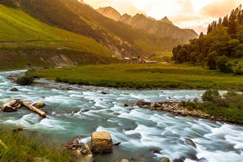 A day-trip to Sonmarg revealed the beauty of Kashmir | Times of India ...