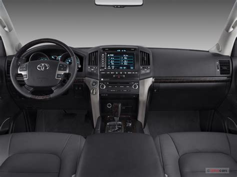 2008 Toyota Land Cruiser: 11 Interior Photos | U.S. News