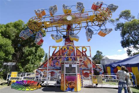 Dean Davis’ Australian-built Zipper – Amusement Ride Extravaganza