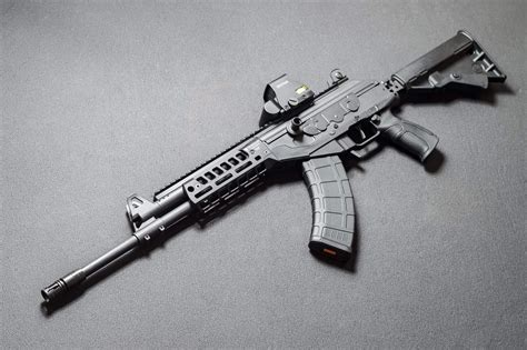 These Galil ACE rifles are a smoooth quality fun for sure : r/ak47