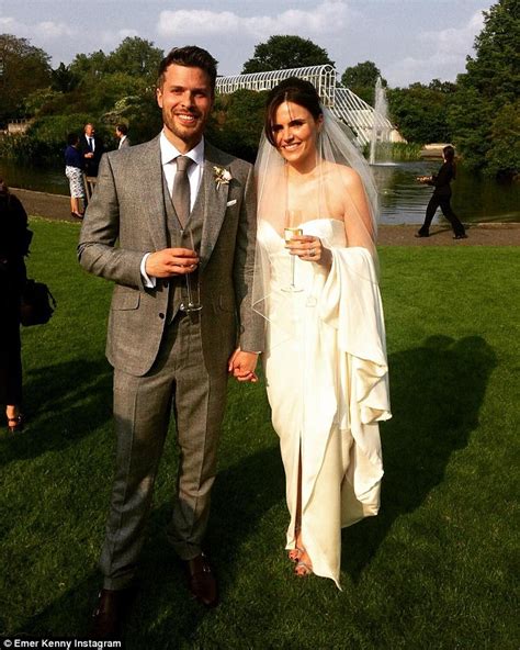 Rick Edwards marries former EastEnders star Emer Kenny at Kew Gardens | Daily Mail Online