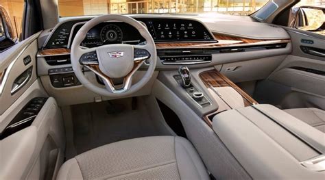 New 2022 Cadillac Escalade Interior Pictures, Motor, Overall Length ...