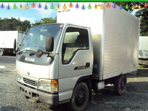 Used Isuzu Elf Aluminum Closed Van | 2017 Elf Aluminum Closed Van for sale | Quezon City Isuzu ...