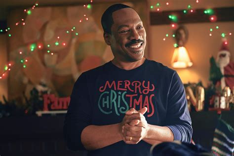 Eddie Murphy Stars in First Trailer for 'Candy Cane Lane'