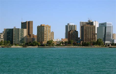 File:Windsor Ontario skyline.jpg - Wikipedia