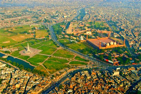 A Tourist 2 Pakistan!: Lahore