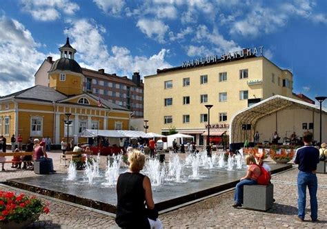 Ultima Thule: Kajaani, Finland- a town and a castle up north