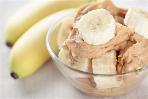 24 Science-Backed Health Benefits of Bananas (#3 is WOW)