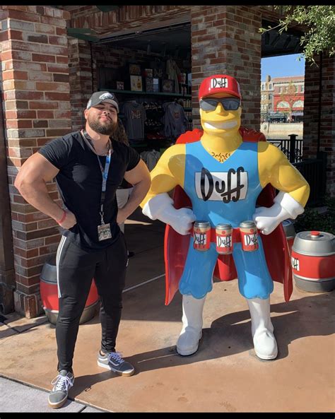 Duffman Cosplay