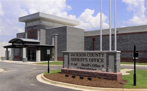 Jackson County Jail & Sheriff's Office - New South Construction