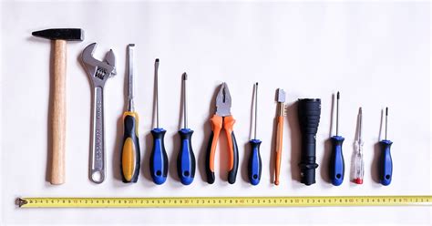 10 Tools All Homeowners Need In Their Toolbox - Seiffert Building Supplies