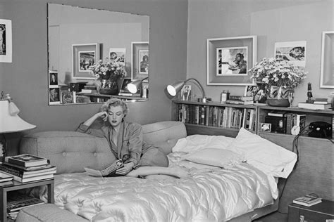 Marilyn Monroe's Bedroom Inspires Us To Get Cozy (PHOTOS) | HuffPost