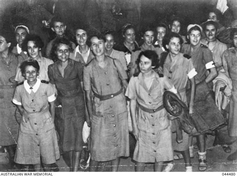 SINGAPORE, 1945-09. NURSES FROM 2/10TH AND 2/13TH AUSTRALIAN GENERAL ...