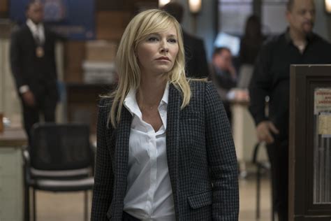 Kelli Giddish as Amanda Rollins in Law and Order: SVU - "Decaying Morality" - Kelli Giddish ...