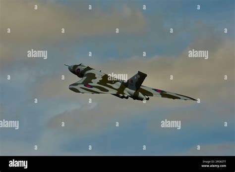 Vulcan Bomber XH558 Stock Photo - Alamy